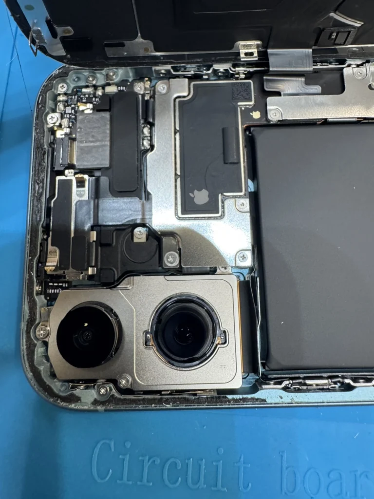 【滋賀】iPhone 16のリアカメラ交換はスマホリペアプラスへ!栗東・南草津・八日市でデータそのまま修理